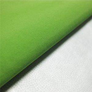 Yağmurluk için 228T naylon taslon pu kumaş / su geçirmez nefes